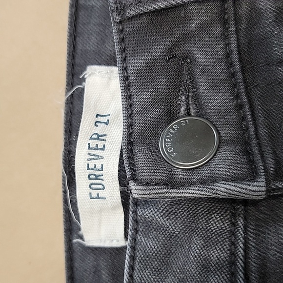 Forever 21 Size 26 Washed Black Distressed Skinny High Rise Jeans - Picture 2 of 14